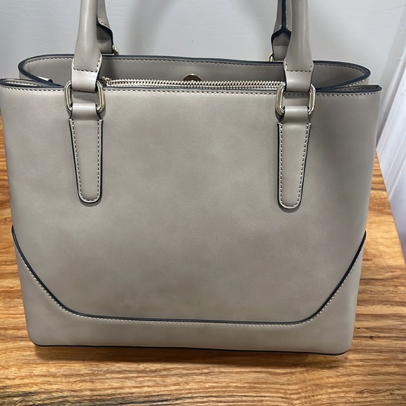 NWT Karl Lagerfeld shoulder bag - Picture 5 of 7